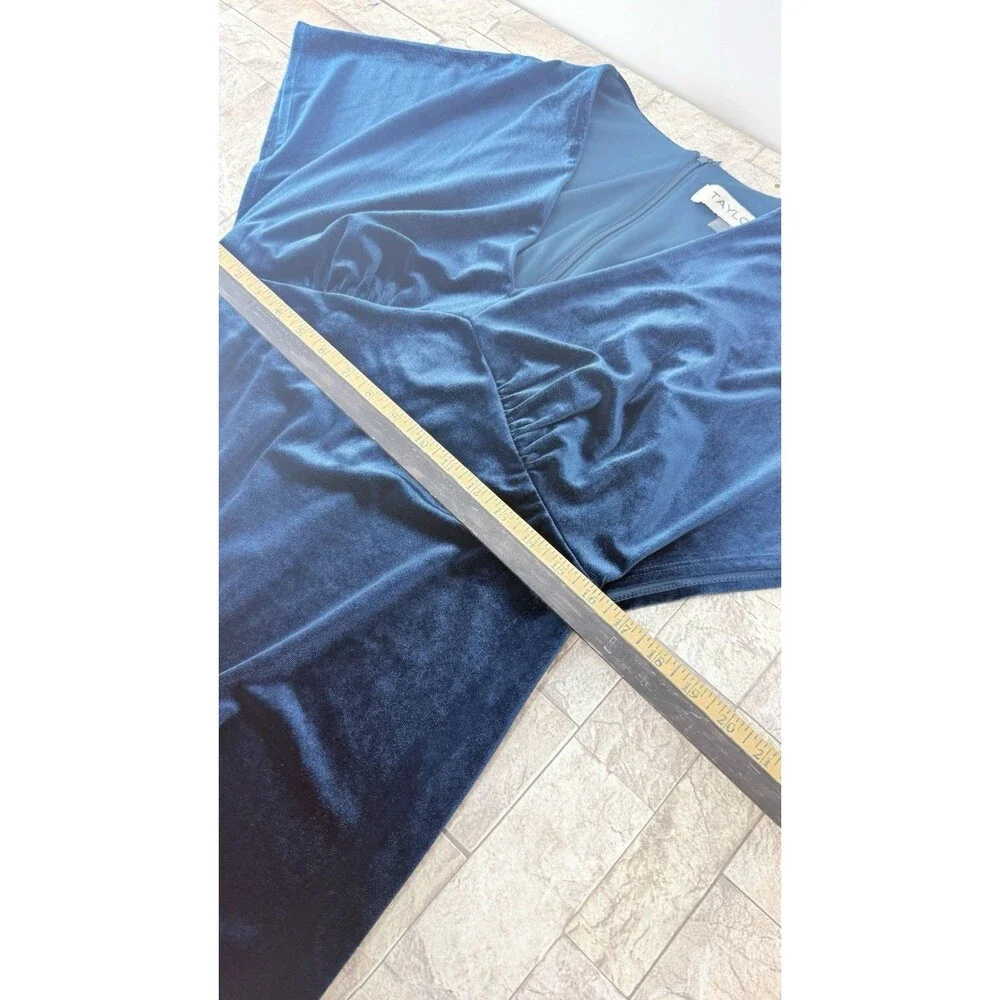 Taylor Womens Dress Blue Velvet Evening Flare Size 14 - Picture 13 of 15
